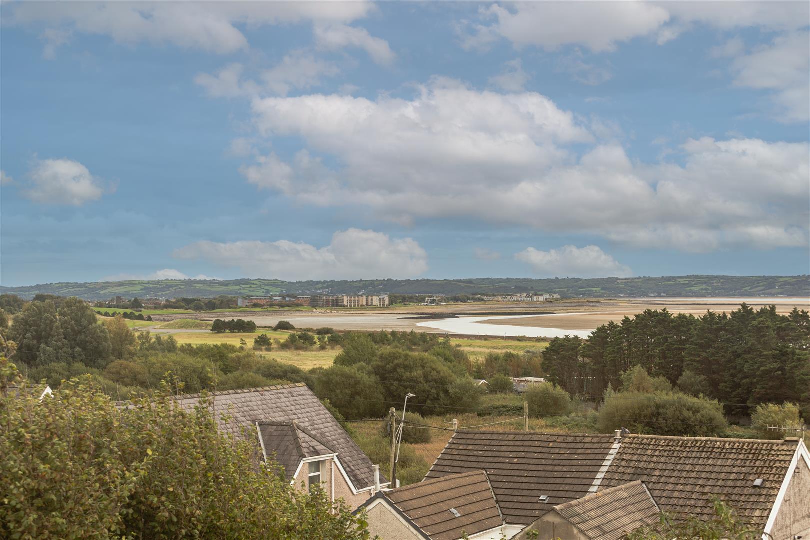 Myrtle Hill, Llanelli, SA15 4BH